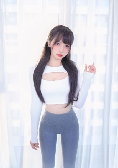 附近