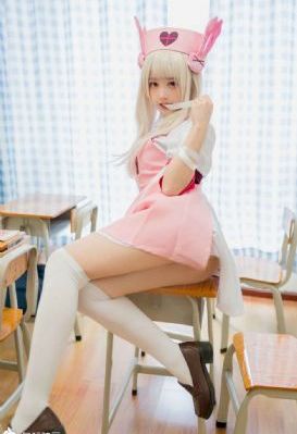 美丽姑娘免费观看在线观看