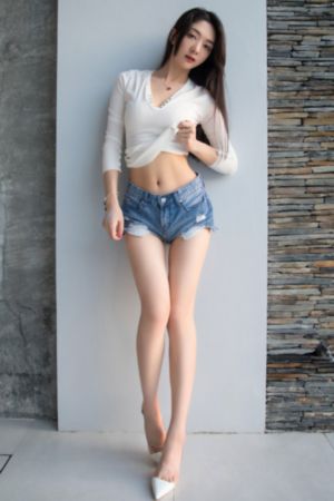 吴梦梦到粉丝家里洗澡在线