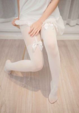 我的亲女让我进去了视频